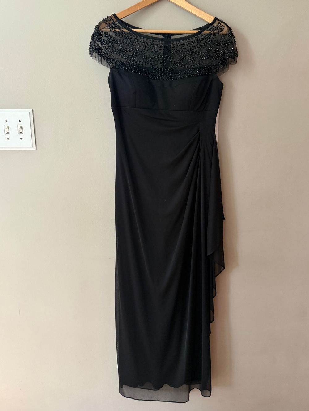 R&M Richards Beaded Illusion Neckline Evening Gown Black Size 6